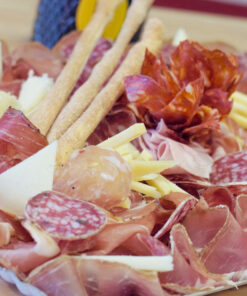 Plateau de Charcuterie et Fromage à La Piccola Pausa à Fécamp